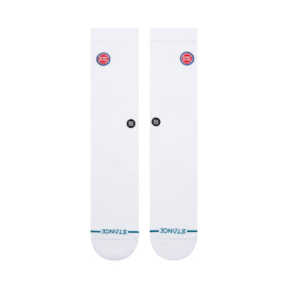 PISTONS CREST | Stance