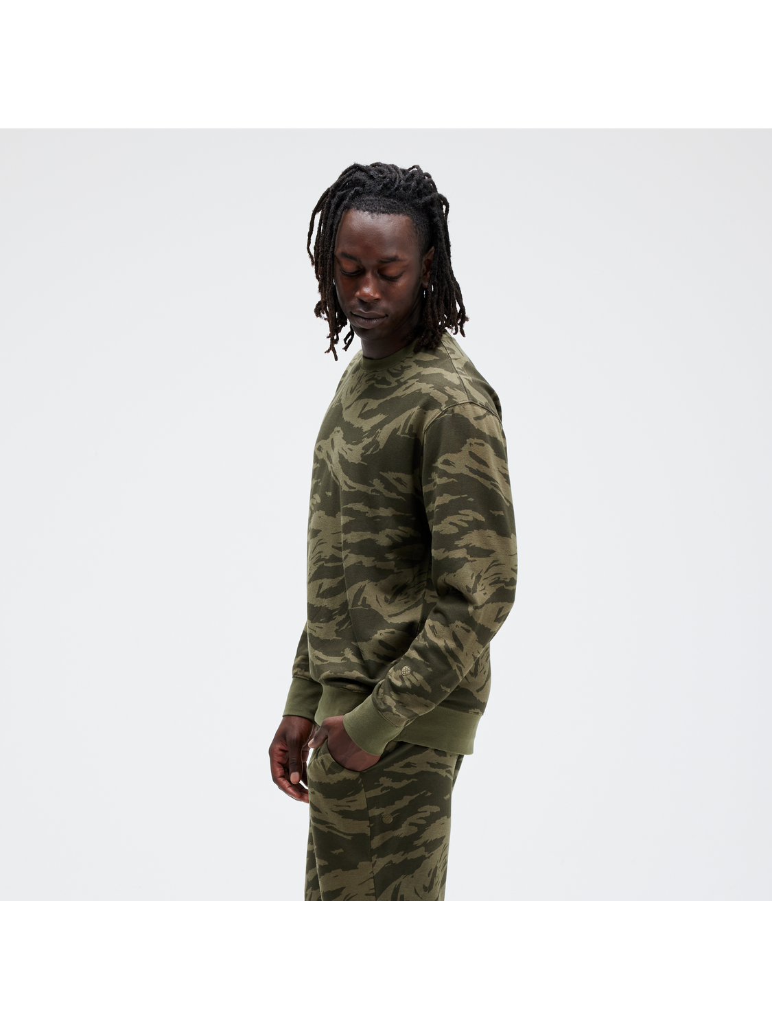 SHELTER CREW | Stance