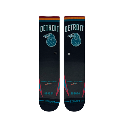 DET CE26 | Stance